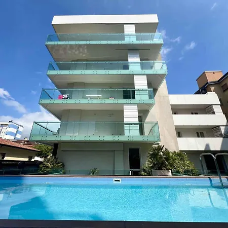Apartament In Lignano 21708 *